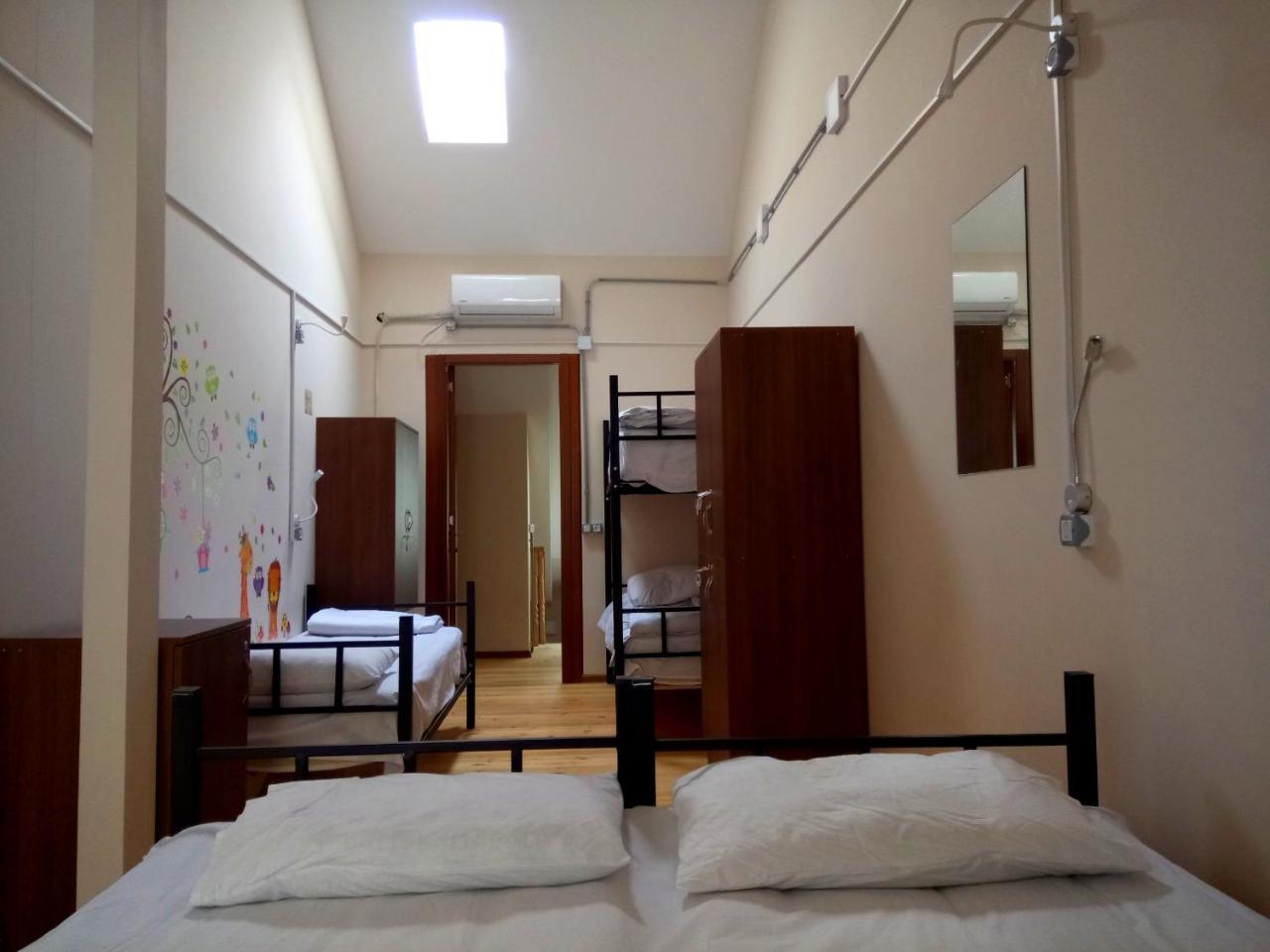 Global Hostel - Marjanishvili Tbilisi Exterior photo